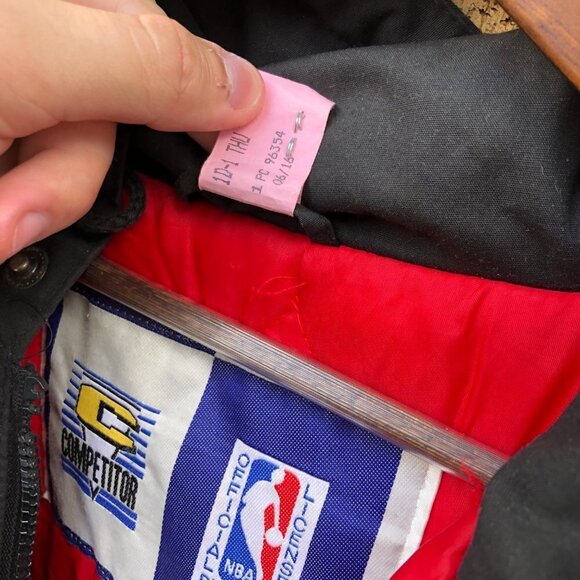 Vintage Chicago Bulls Jacket NBA X Competitor Big Logo Coat XL - Picture 9 of 11